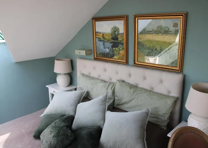 Hideaway Palais Auersperg 홈스테이 *